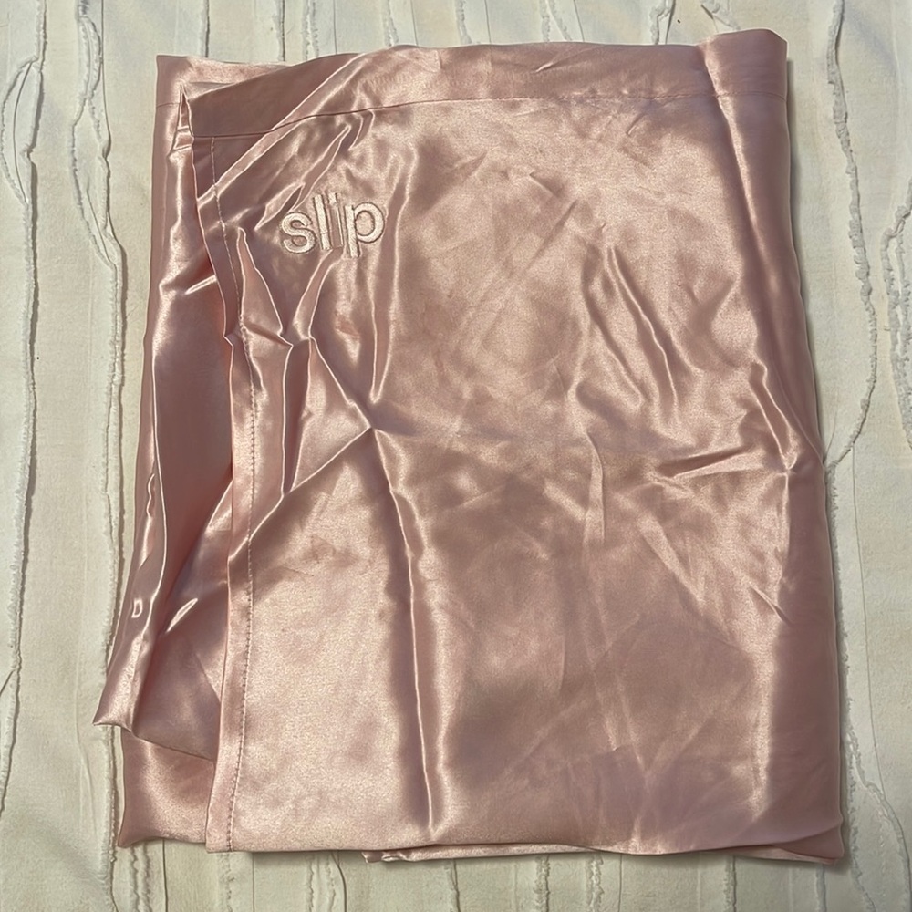 Slip pillowcase